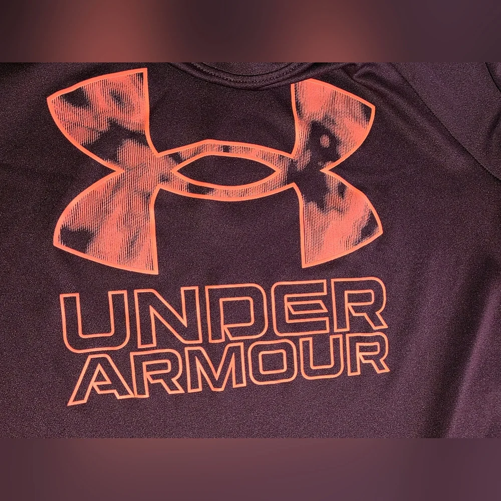 Under Armour, Size M, Long Sleeves Shirt